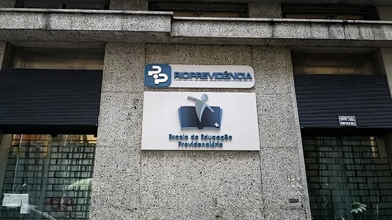 Fachada de unidade da Rioprevidência, ligada ao governo do RJ, (Foto: Juliana Gòes/ Governo do RJ)