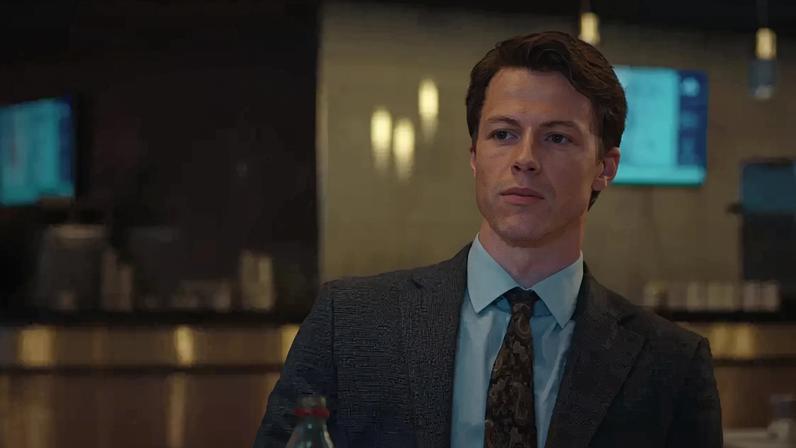 Milo Callaghan em The Rainmaker (Reprodução)