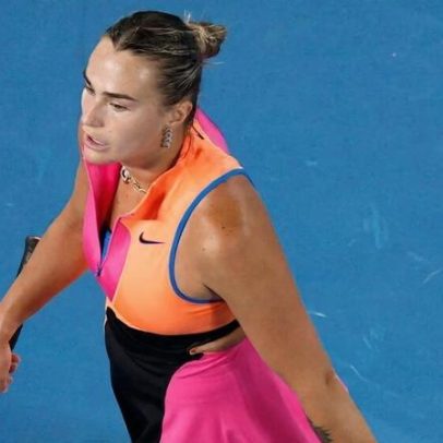 Sabalenka lamenta erros e pouca agressividade na reta final