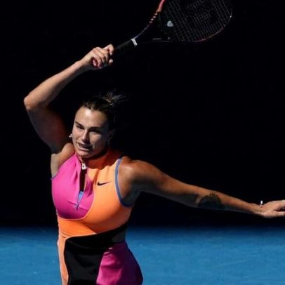 Sabalenka diz que duelo foi emocionalmente instável e exigiu luta