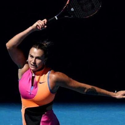Sabalenka diz que jogo foi instável emocionalmente e exigiu luta