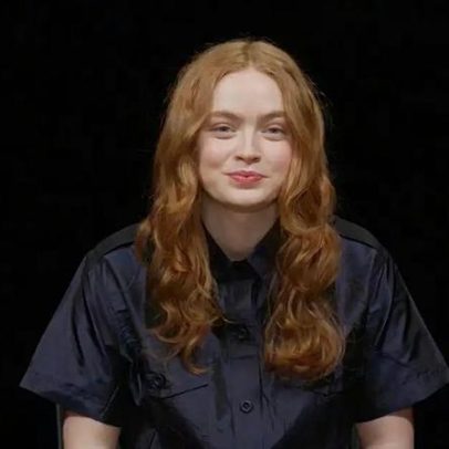Sadie Sink agradece carinho de fãs após leitura de carta; assista