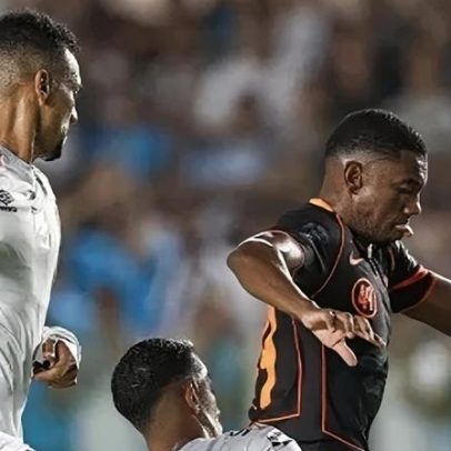 Dorival critica arbitragem entre Santos e Corinthians após suposto erro