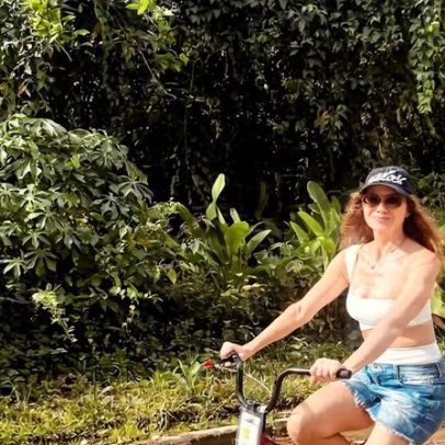 Letícia Spiller revela fotos de viagem com mini férias
