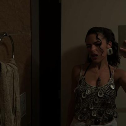 Maisa mostra álbum de Réveillon em Pernambuco sem explicações
