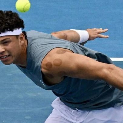 Shelton e Mensik avançam às quartas em Auckland, Ruud cai na estreia