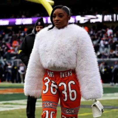 Simone Biles apoia o marido Jonathan Owens no jogo Bears vs Lions