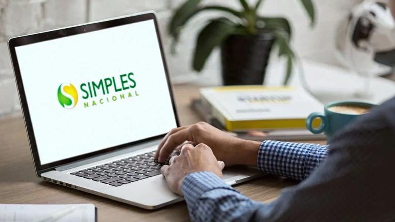 MEIs excluídos do Simples Nacional têm até 31 de janeiro para regularizar pendências fiscais e solicitar o retorno ao regime simplificado.
