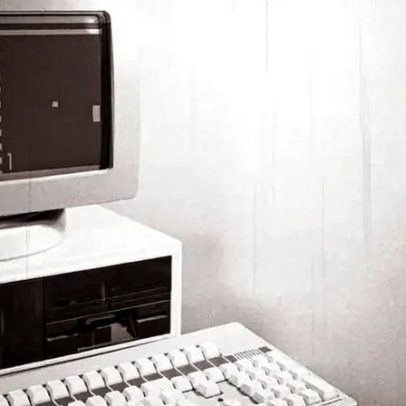 BOL vs UOL a disputa que moldou a internet brasileira nos anos 2000