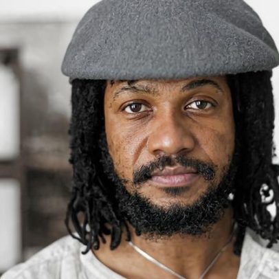 Sly Dunbar, ícone do reggae e dancehall, morre aos 73 anos