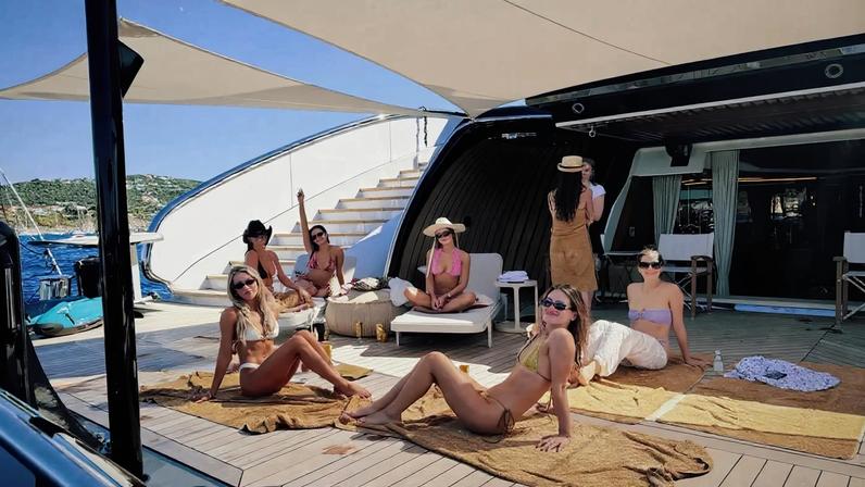 Alix Earle has been posting pics with pals from a yacht during her St. Barts getaway.