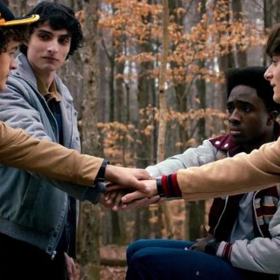 Diretora do documentário de Stranger Things não viu ChatGPT escrever o final