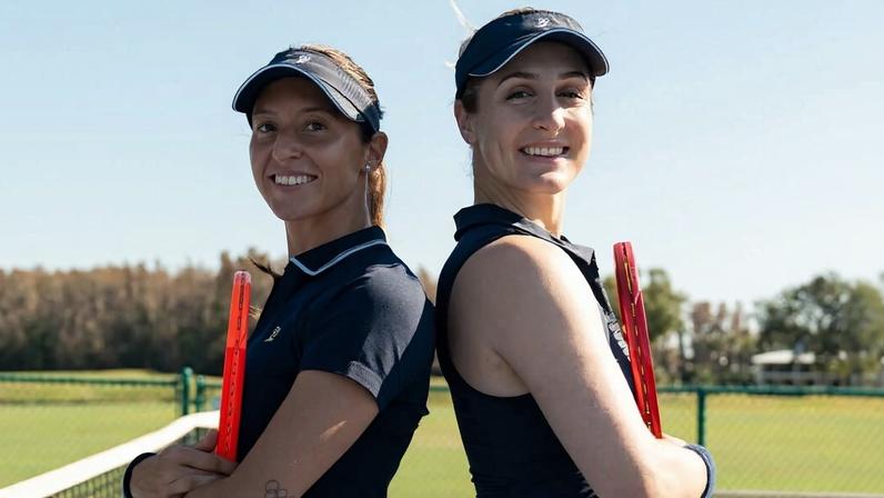 Luisa Stefani e Gabriela Dabrowski (Foto: Slyce Apparel)