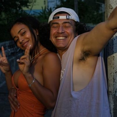 Lorena Maria relembra suposto affair com Whindersson Nunes e compartilha foto