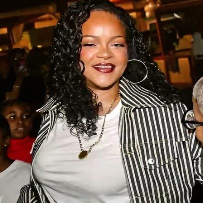 Rihanna faz visita surpresa à sua terra natal 3 meses após nascimento da filha