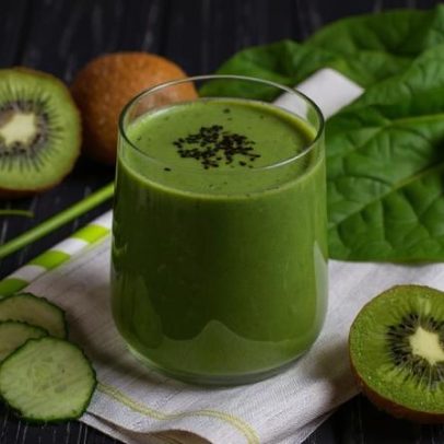 Conheça 8 sucos verdes e seus benefícios para a saúde