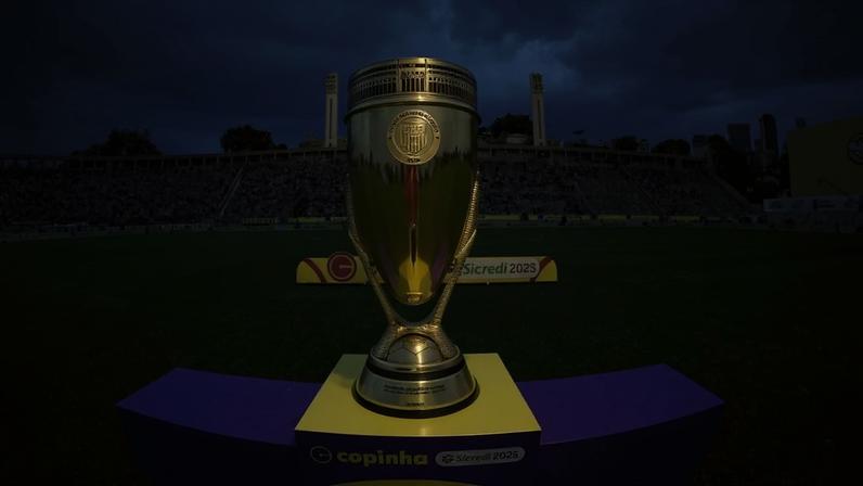 Taça da Copinha (Foto: Alexandre Battibugli/Agência Paulistão)