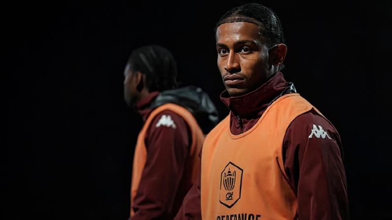 Tahirys conseguiu salvar namorada, mas se feriu gravemente em incêndio — Foto: Metz/Divulgação