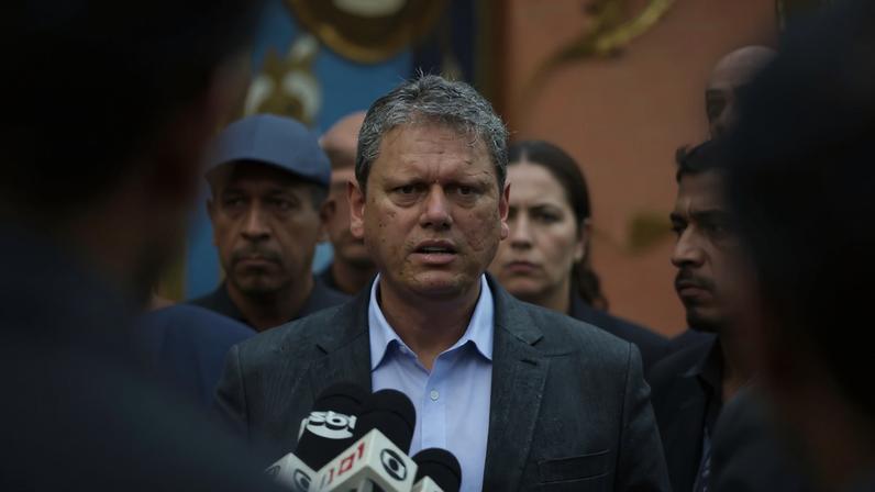 Aliados de Bolsonaro criticam Tarcísio após governador curtir comentário da primeira-dama de SP sobre o Brasil precisar de "um novo CEO". (Foto: Paulo Pinto/Agência Brasil)
