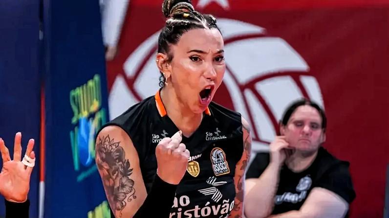Tifanny liderou o Osasco em quadra na vitória sobre o Fluminense (Foto: Carol Oliveira/ Osasco Voleibol Clube)