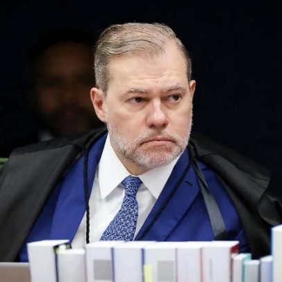 Deputados governistas pedem à PGR afastar Toffoli do caso Master
