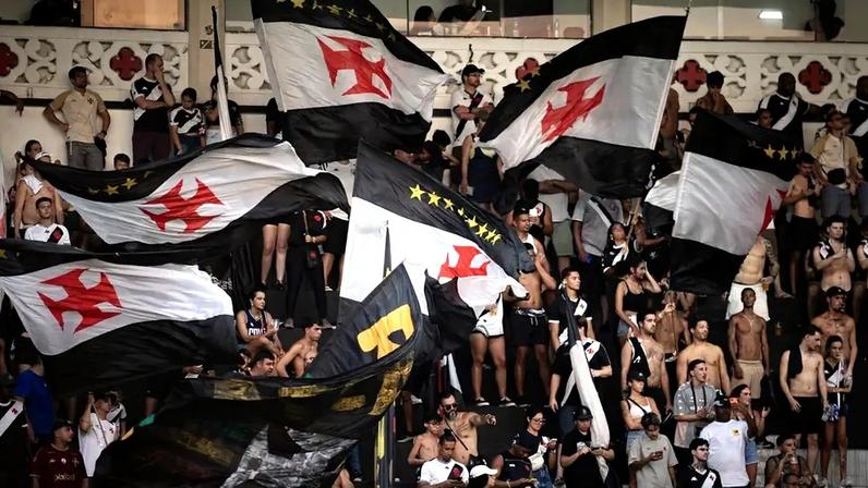 Torcida do Vasco em São Januário (Foto: Matheus Lima/Vasco)