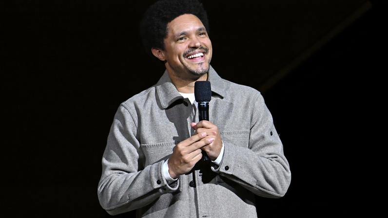 Trevor Noah apresentará os Grammys de 2026 pela última vez