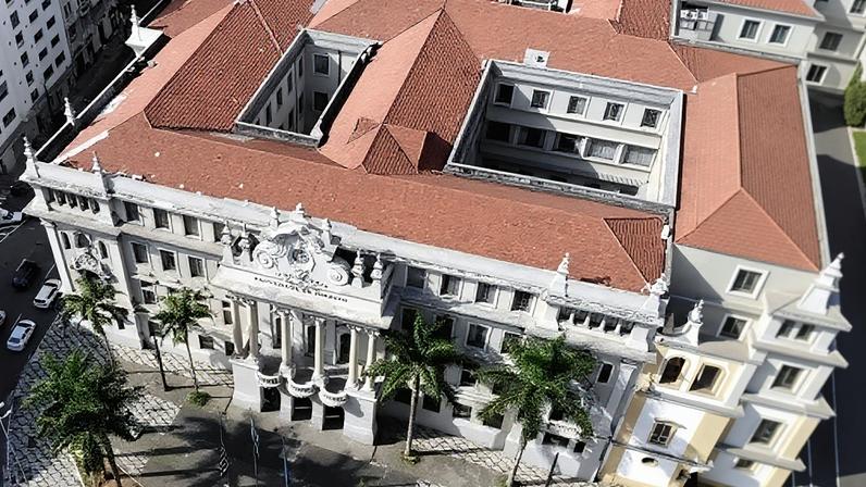 Fachada da faculdade de direito da USP, a Universidade São Francisco