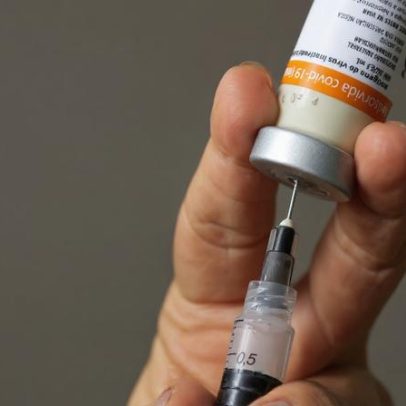 Brasil aplicou primeiras doses de vacina contra a Covid-19 há 5 anos