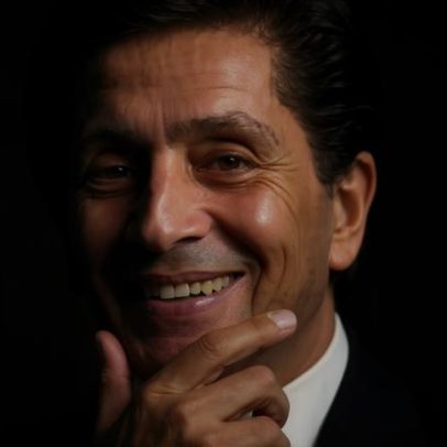Morre o estilista italiano Valentino Garavani aos 93 anos