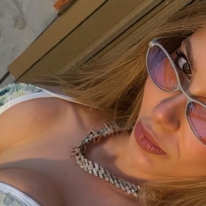Virginia curte férias em Dubai; imagem de biquíni gera repercussão