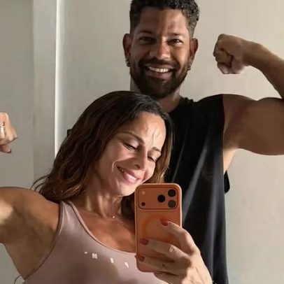 Viviane Araujo visita salão de beleza ao lado do marido