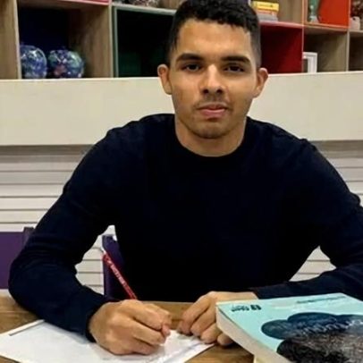 Estudante revela rotina de estudos após nota mil na redação do Enem