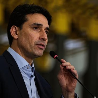 Sílvio Costa Filho deixa Ministério dos Portos e Aeroportos para disputar Senado