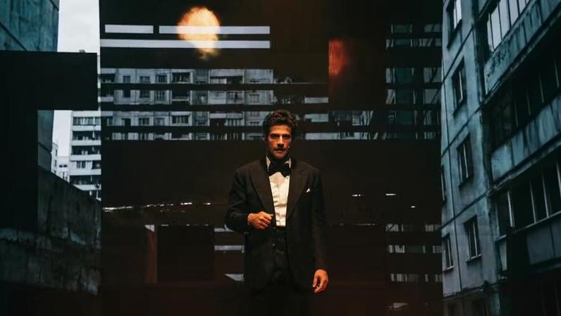 Chay Suede estreia no Rio em janeiro com peça que mescla vida real e ficção