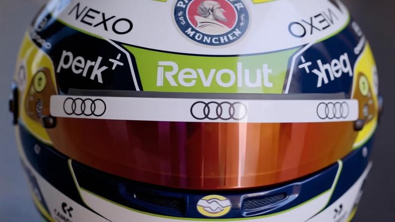 Gabriel Bortoleto apresenta capacete para a temporada 2026 — Foto: Instagram/@gabrielbortoleto_