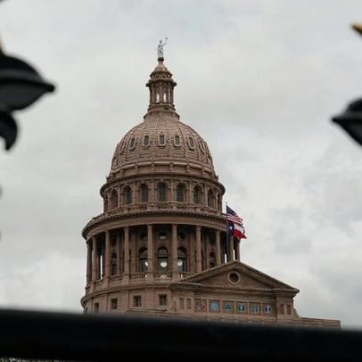 Democrata Taylor Rehmet vence vaga no Senado do Texas em eleição especial