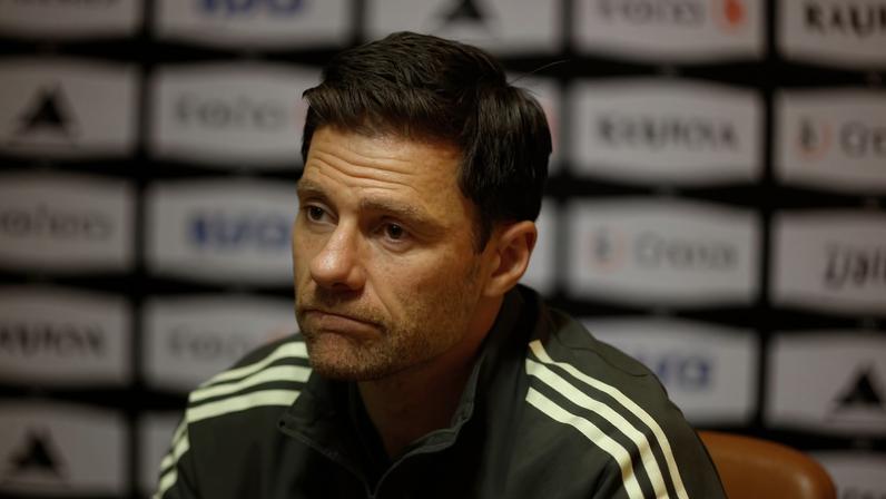 Xabi Alonso é demitido do Real Madrid — Foto: Reuters