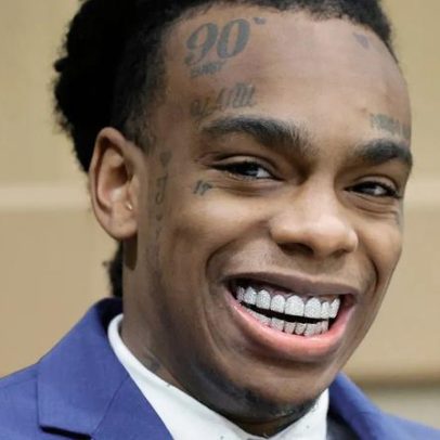 Promotores retiram acusações contra YNW Melly, perto do julgamento na Flórida