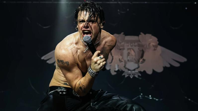 Yungblud reinterpreta Zombie com The Smashing Pumpkins