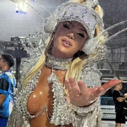 Thalita Zampirolli ensaia sob chuva pela Unidos da Ponte