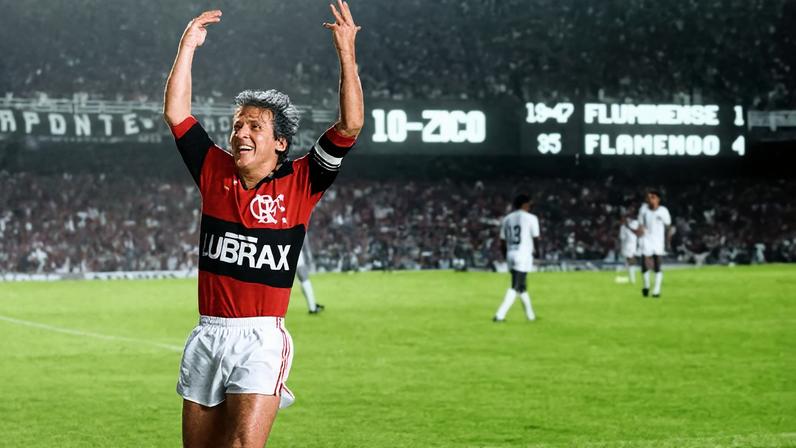 Zico pelo Flamengo no Maracanã, símbolo de uma era vitoriosa na história rubro-negra nos anos 1980.