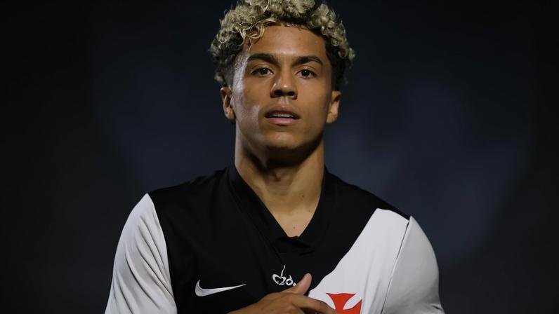 Vasco vence o Velo Clube na estreia da Copinha