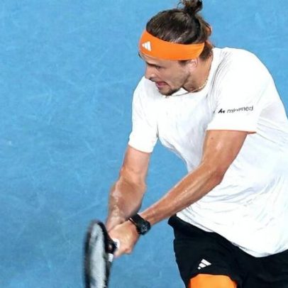 Zverev encerra festa de Tien e avança à 10ª semifinal de Grand Slam