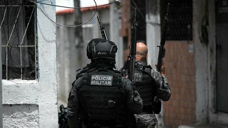 Operação policial no Rio de Janeiro em 28 de outubro de 2025 deixa mais de 60 mortes. Foto: Mauro Pimentel/AFP