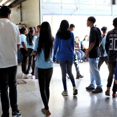 MEC inicia pagamento de parcelas de incentivo-conclusão e do Enem