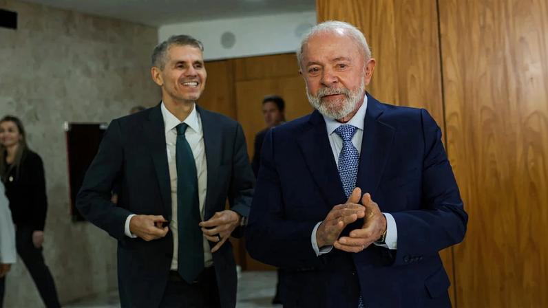 O ministro da Secom, Sidônio Palmeira e o presidente Lula (PT). Foto: Jose Cruz/Agência Brasil