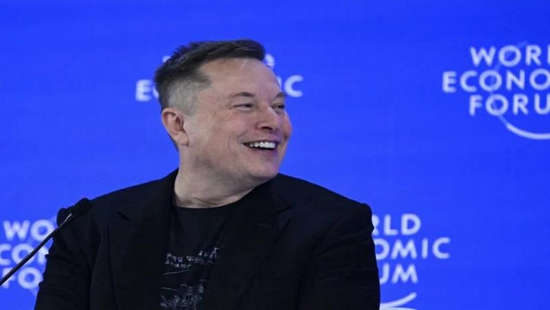 Elon Musk acaba de se tornar a primeira pessoa na história a deter um patrimônio de US$ 800 bilhões