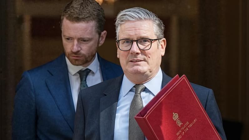 Morgan McSweeney’s supporters say his resignation shows his determination to protect Keir Starmer.