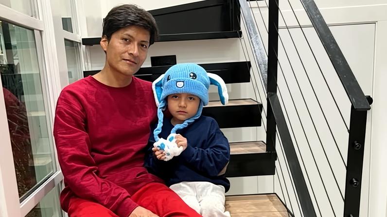 Adrian Conejo Arias and his son, five-year-old Liam Conejo Ramos, in San Antonio, Texas, on 31 January 2026, after being released from ICE detention.